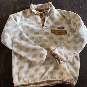 Patagonia pull over